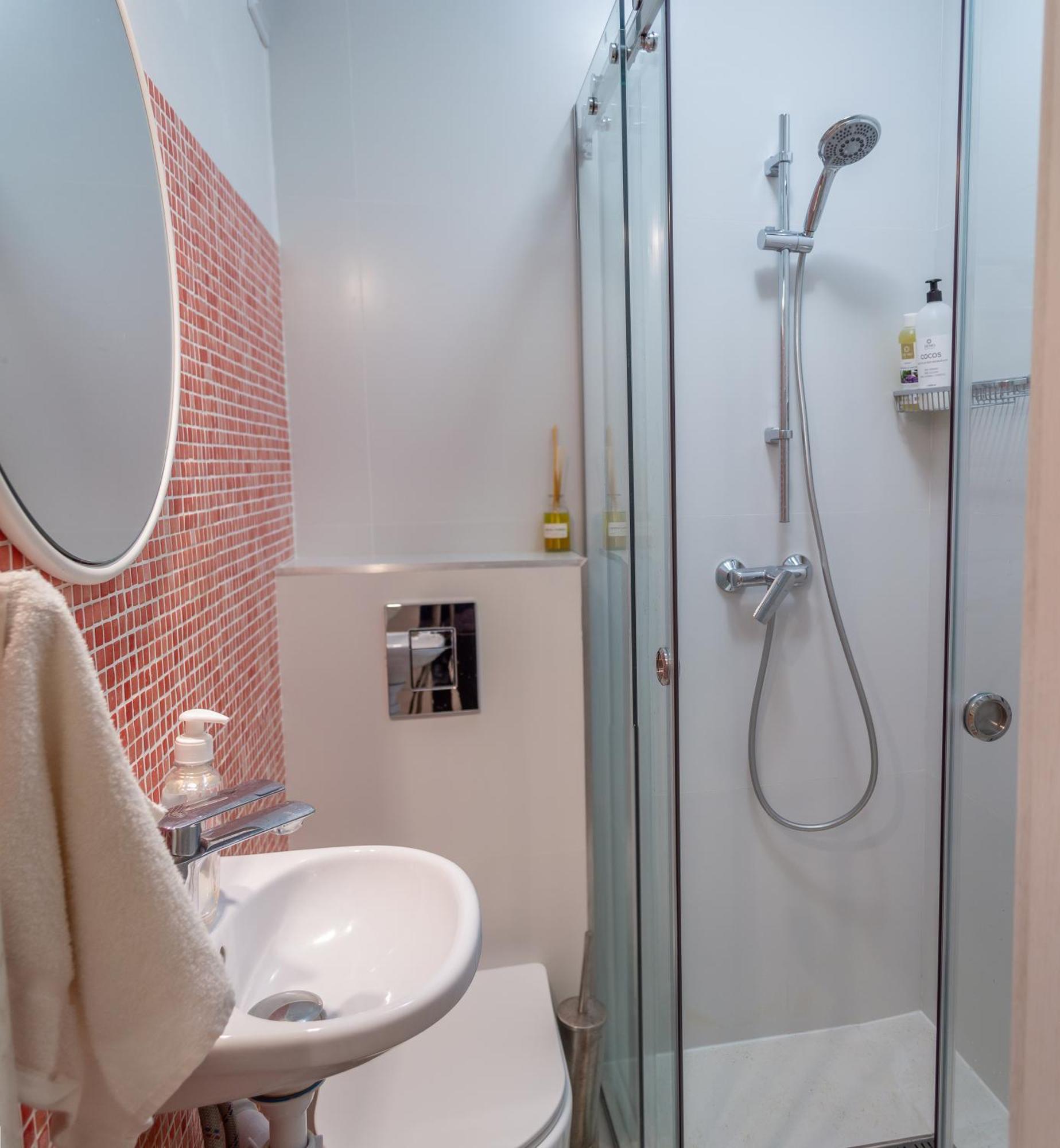 Комната С Двухместной Кроватью В Квартире С Общим Душем И Кухней, Double Room In A Guest Apartment, Camera La Cheie In Apartament Cu Dus Si Bucatarie Comuna Κισινάου Εξωτερικό φωτογραφία