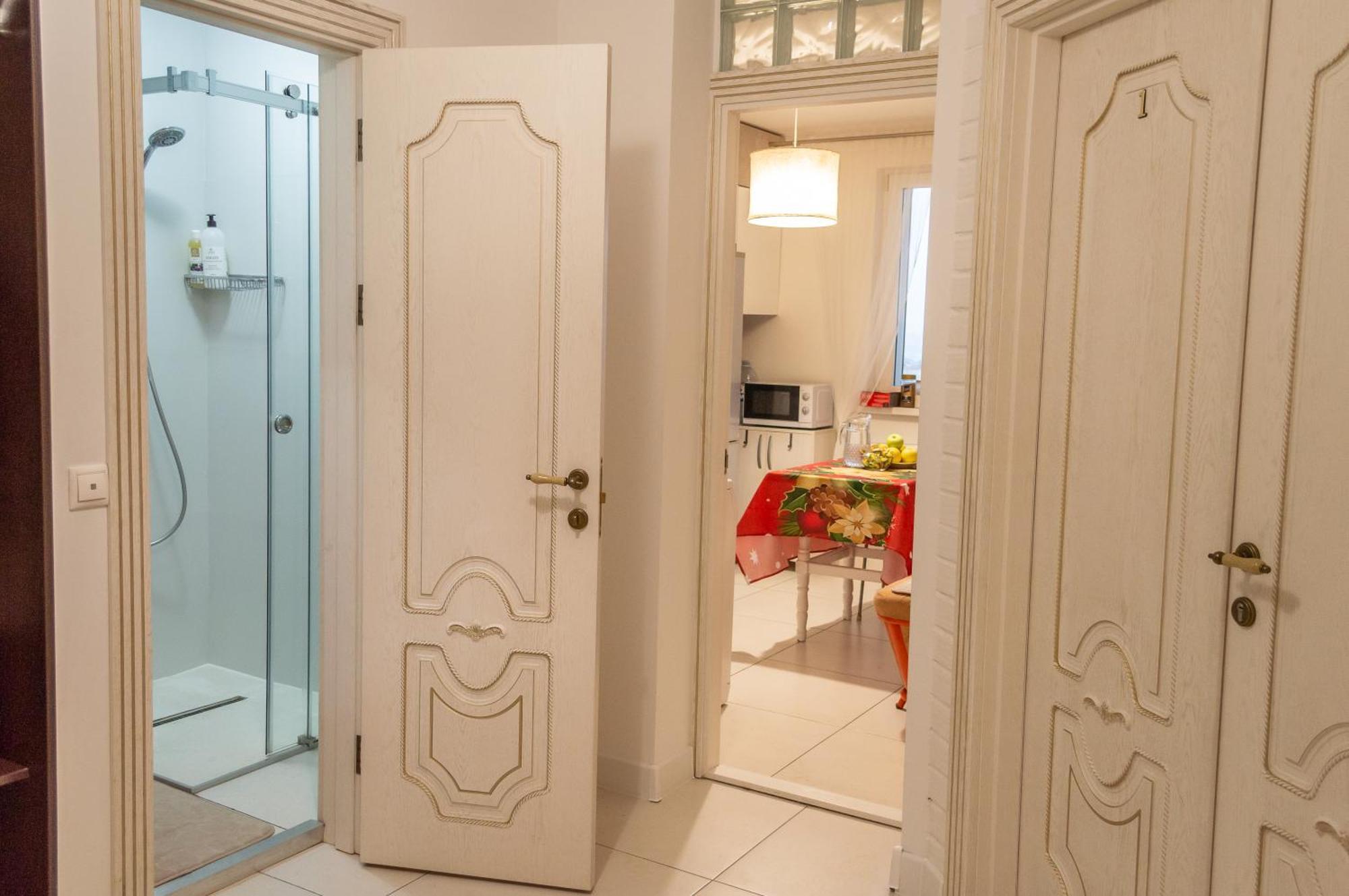 Комната С Двухместной Кроватью В Квартире С Общим Душем И Кухней, Double Room In A Guest Apartment, Camera La Cheie In Apartament Cu Dus Si Bucatarie Comuna Κισινάου Εξωτερικό φωτογραφία